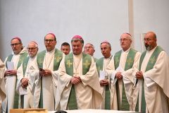 Abschlussgottesdienst der Sommervollversammlung der Bischofskonferenz 2026 - Foto: Josef Kuss