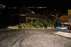 Christbaum am Mariazell Hauptplatz - Sturmschaden - Foto: Josef Kuss