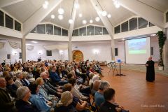 Dr. Magdalena Griessler - Vortrag "Mein Herz für Afrika" - Foto: Josef Kuss