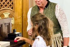 Kräuterbüscherlbinden und Kräutersegnung 2025 - Foto: Franz Peter Stadler