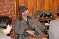 Präsentation Mariazeller Jägerleinen Janker für Damen - Foto: Josef Kuss Präsentation Mariazeller Jägerleinen Janker für Damen - Foto: Josef Kuss