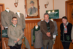 Präsentation Mariazeller Jägerleinen Janker für Damen - Foto: Josef Kuss