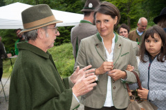 Präsentation Mariazeller Jägerleinen Janker für Damen - Foto: Josef Kuss Präsentation Mariazeller Jägerleinen Janker für Damen - Foto: Josef Kuss