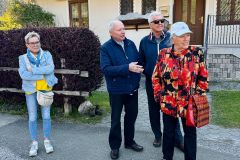 Maibaumaufstellen 2026 beim Gasthof Franzbauer im Salzatal – Foto: Ing. Franz Peter Stadler