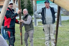 Maibaumaufstellen 2026 beim Gasthof Franzbauer im Salzatal – Foto: Ing. Franz Peter Stadler