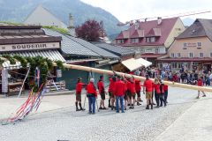 Maibaumaufstellen 2024 in Mariazell - Foto: Mariazell Online