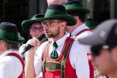 Maibaumaufstellen 2025 - Foto: Mariazell Online, Werner Girrer Maibaumaufstellen 2025 - Foto: Mariazell Online, Werner Girrer