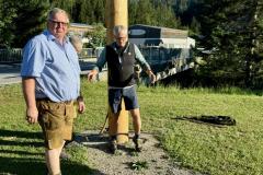 Maibaumumschneiden beim Franzbauer - Foto: Ing. Franz Peter Stadler