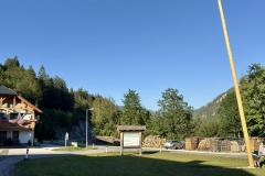 Maibaumumschneiden beim Franzbauer - Foto: Ing. Franz Peter Stadler