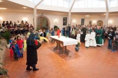 Segnung des renovierten Pfarrsaals - Foto: Josef Kuss