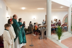 Segnung des renovierten Pfarrsaals - Foto: Josef Kuss