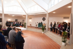 Segnung des renovierten Pfarrsaals - Foto: Josef Kuss