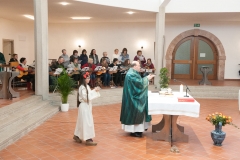 Segnung des renovierten Pfarrsaals - Foto: Josef Kuss