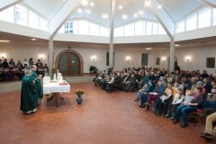 Segnung des renovierten Pfarrsaals - Foto: Josef Kuss