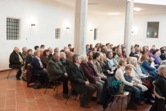 Segnung des renovierten Pfarrsaals - Foto: Josef Kuss