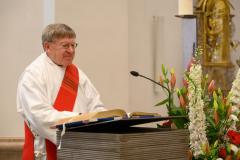 Pfingstgottesdienst in der Basilika - Foto: Josef Kuss