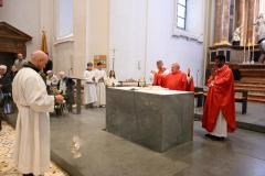 Pfingstgottesdienst in der Basilika - Foto: Josef Kuss
