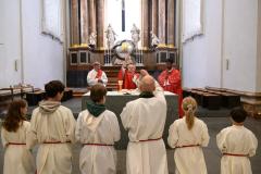 Pfingstgottesdienst in der Basilika - Foto: Josef Kuss