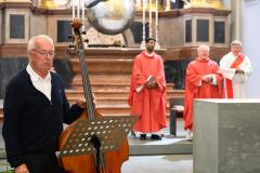 Pfingstgottesdienst in der Basilika - Foto: Josef Kuss
