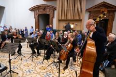 Pfingstgottesdienst in der Basilika - Foto: Josef Kuss