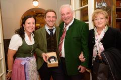 Verleihung der Ehrenbürgerschaft an LH a.D. Hermann Schützenhöfer - Foto: Josef Kuss