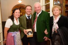 Verleihung der Ehrenbürgerschaft an LH a.D. Hermann Schützenhöfer - Foto: Josef Kuss