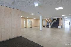 Neues Schulzentrum - Eingangsbereich im Erdgeschoß - Foto: Mariazell Online
