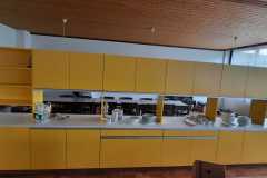 Kueche_Kuechenzeile-gelb Kueche_Kuechenzeile-gelb