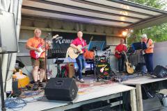 Sonnwendfeuer beim Theaterstadl