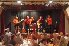 Sonnwendfeuer beim Theaterstadl