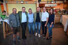 Gert Steinbäcker und Sassy auf der Mariazeller Bürgeralpe - Foto: Josef Kuss