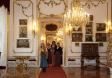 Besuch der Imkerinnen bei BP. Dr. Fischer, Foto: Heidrun Singer