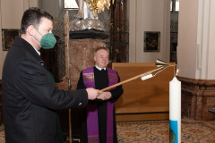 Votivkerzen für den Frieden in der Ukraine - Foto: Josef Kuss