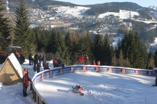 Europacup - Rennrodeln auf Naturbahnrodeln Europacup - Rennrodeln auf Naturbahnrodeln