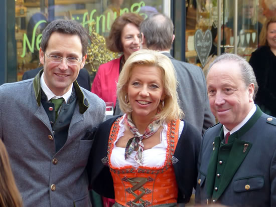 Offizielle Eröffnung der erLEBZELTEREI Pirker     Offizielle Eröffnung der erLEBZELTEREI Pirker