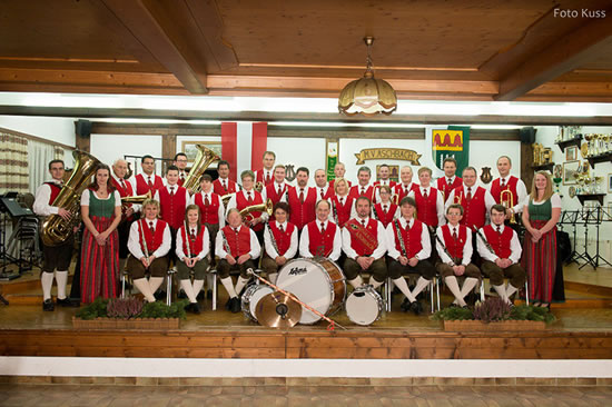 Musikverein Aschbach - Foto: Kuss Musikverein Aschbach - Foto: Kuss