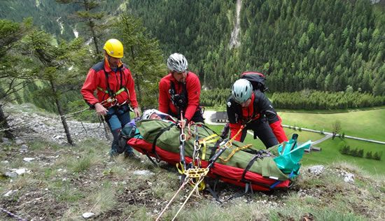 Bilderpräsentation Bergrettung / Höhlenrettung