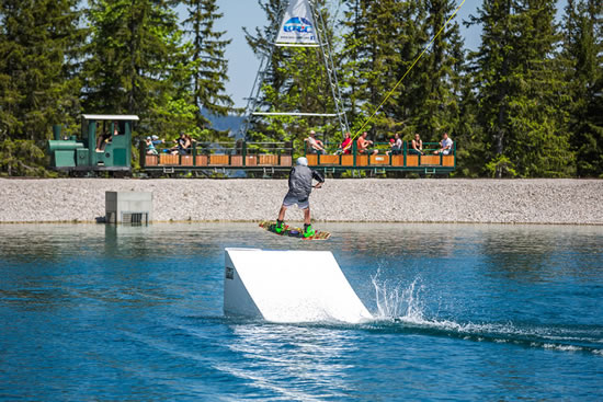 „Wake Alps“ - Foto: Fred Lindmoser „Wake Alps“ - Foto: Fred Lindmoser