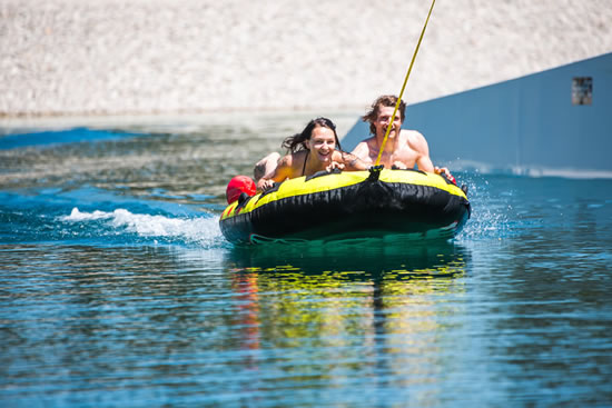 „Wake Alps“ - Foto: Fred Lindmoser „Wake Alps“ - Foto: Fred Lindmoser