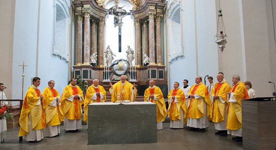Festgottesdienst am Nationalfeiertag / Foto: Josef Kuss Festgottesdienst am Nationalfeiertag / Foto: Josef Kuss
