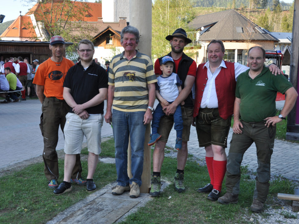 © Reini Weber, v.l.n.r: FF Kommandant Manfred Tod, Obmann Seeteufeln Dominic Prieler, Bgm. Alfred Hinterecker, Ortsstellenleiter Bergrettung Mitterbach Paul Größbacher und Samuel, Obmann MV Mitterbach Martin Voitech, Obmann Hegering Mitterbach Peter Schweiger © Reini Weber, v.l.n.r: FF Kommandant Manfred Tod, Obmann Seeteufeln Dominic Prieler, Bgm. Alfred Hinterecker, Ortsstellenleiter Bergrettung Mitterbach Paul Größbacher und Samuel, Obmann MV Mitterbach Martin Voitech, Obmann Hegering Mitterbach Peter Schweiger