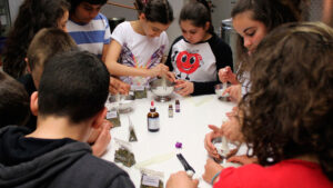 Kinderführung in der Apotheke - Foto: Apotheke zur Gnadenmutter
