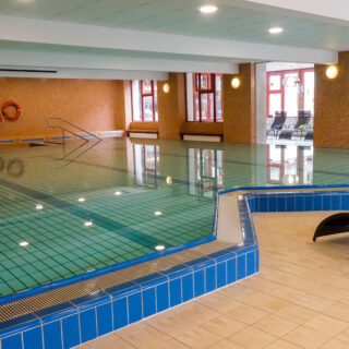 Hallenbad im Jufa Sigmundsberg - Foto: Mariazell Online