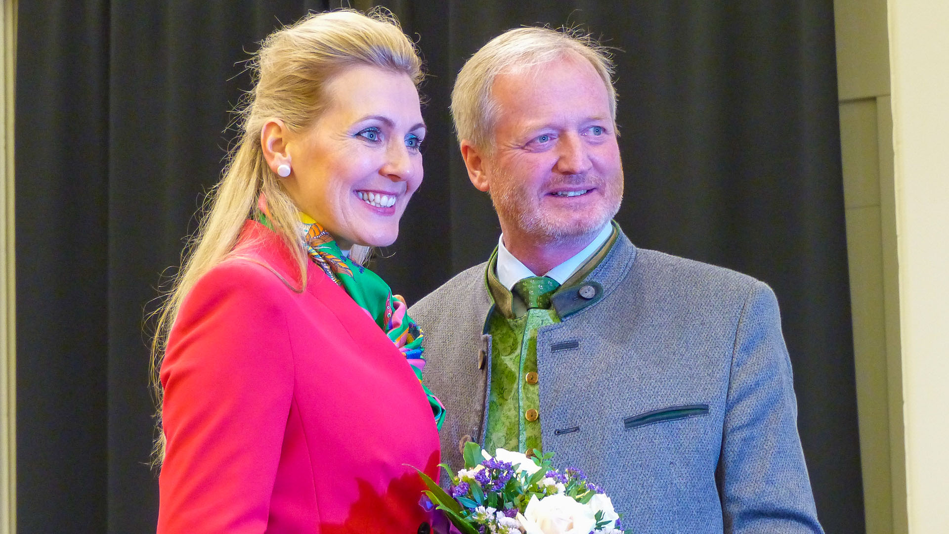 BM Chrsitine Aschbacher und Walter Schweighofer – Foto: mariazell.at