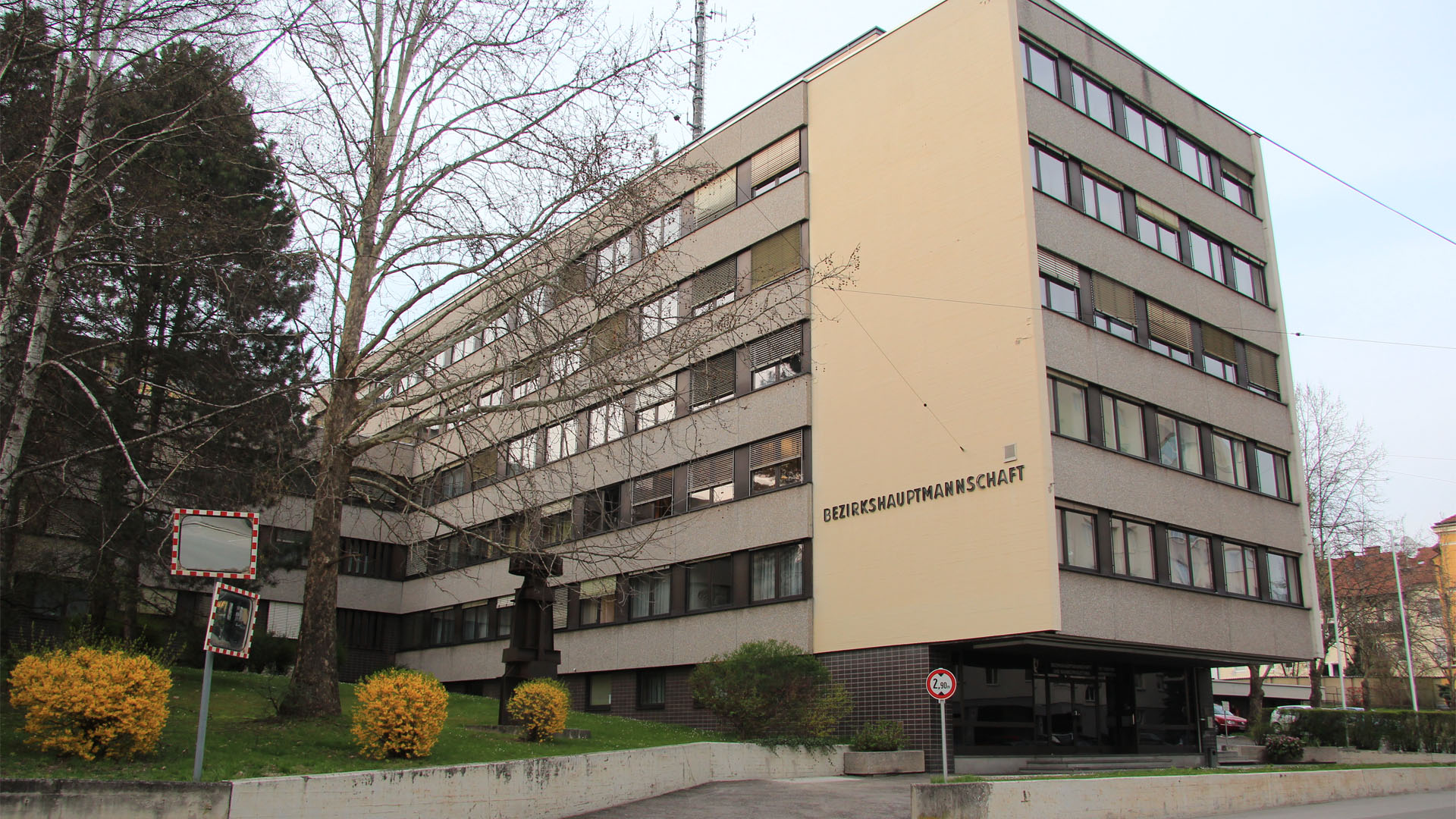 BH Bruck - Foto: Wikimedia Commons/KarlGruber