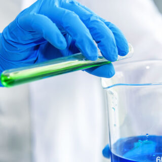 Labortest Symbolbild - Foto: INGImage