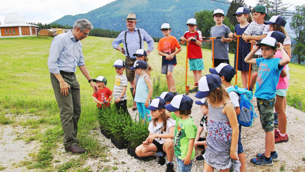 Baumpflanzaktion - Foto: WSV Mariazell