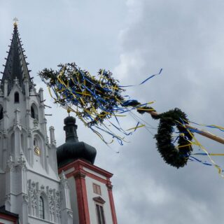 Maibaumaufstellen 2022 - Foto: Mariazell Online