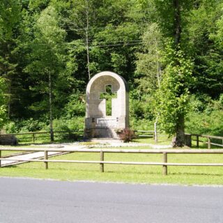 Kriegerdenkmal in der Walster (Rechengraben) - Foto: Mariazell Online