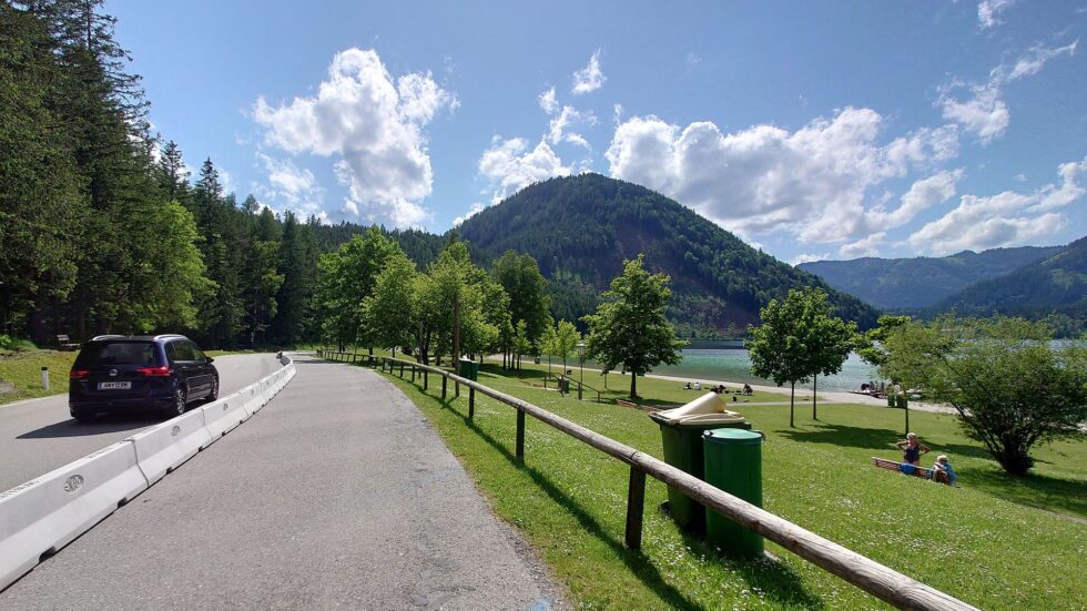 Jetzt ist der See auch vom Auto aus sichtbar - Foto: Mariazell Online